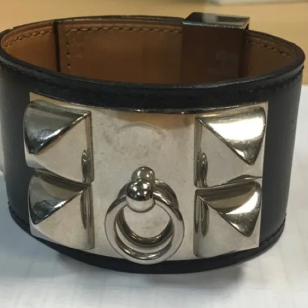 Hermès Wide Cuff Bracelet - Black One Size